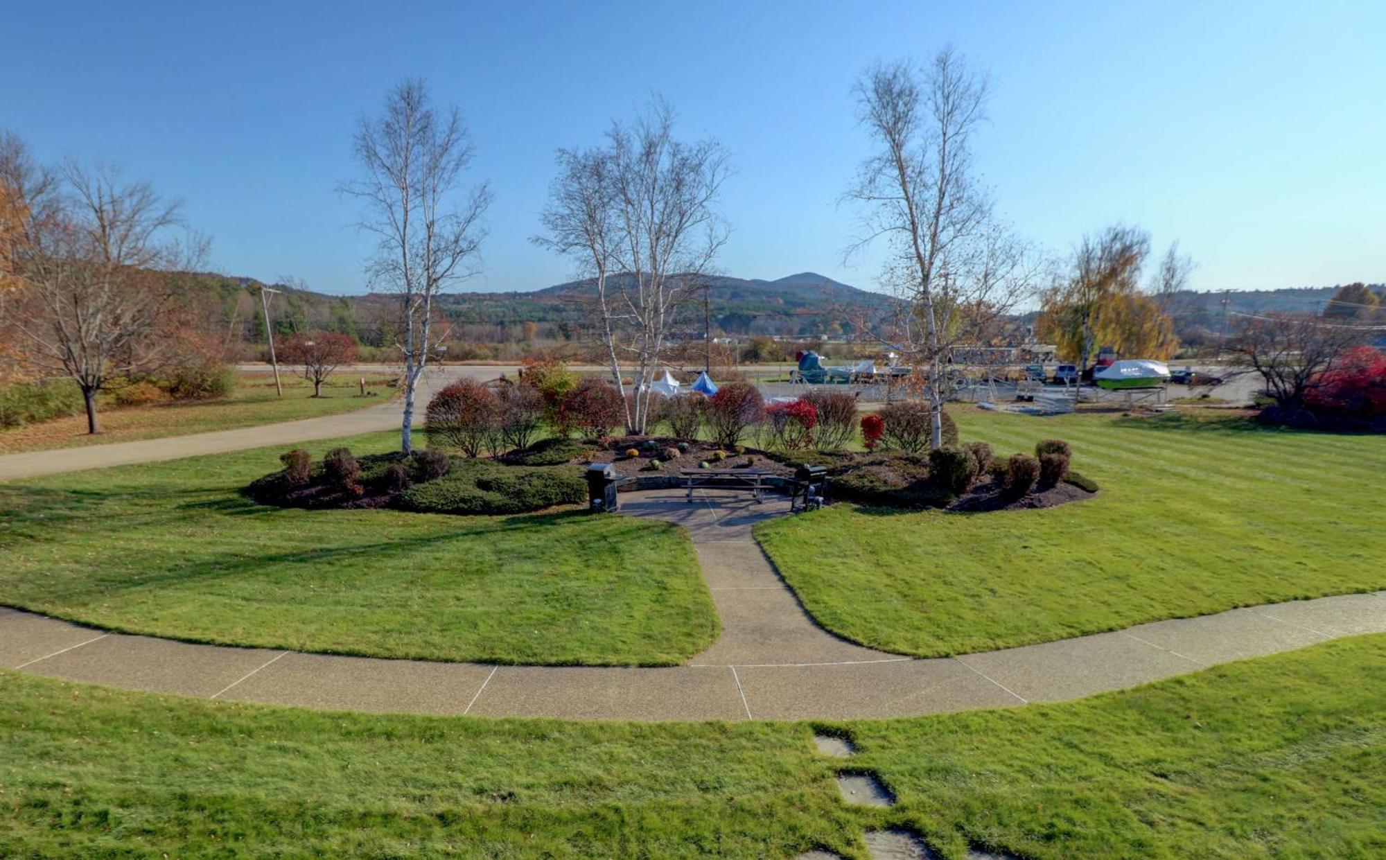 Fireside Inn & Suites Gilford Exterior foto