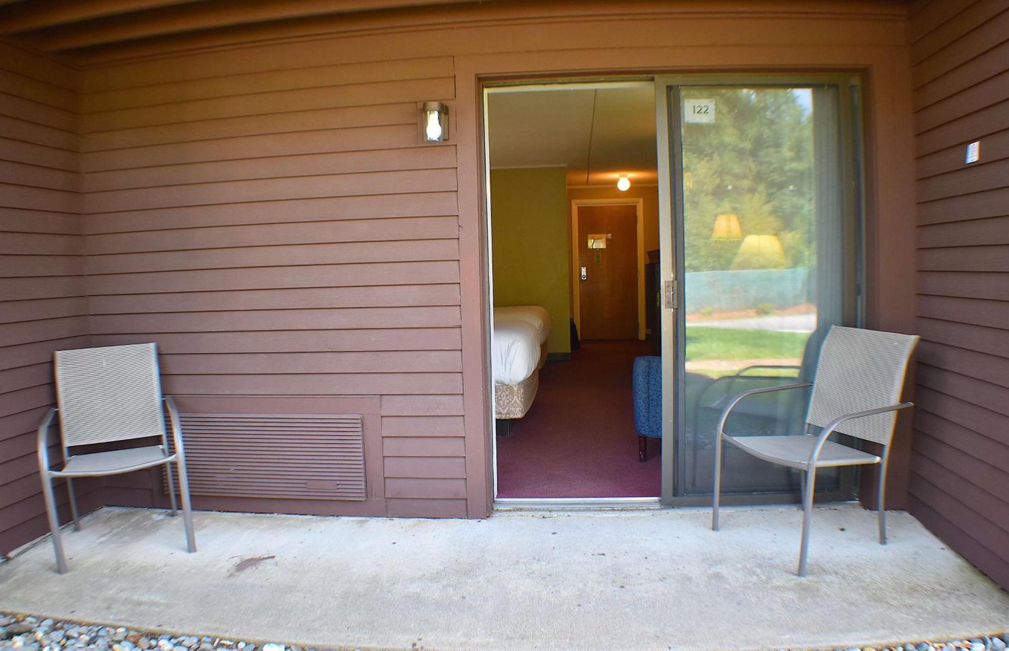 Fireside Inn & Suites Gilford Exterior foto