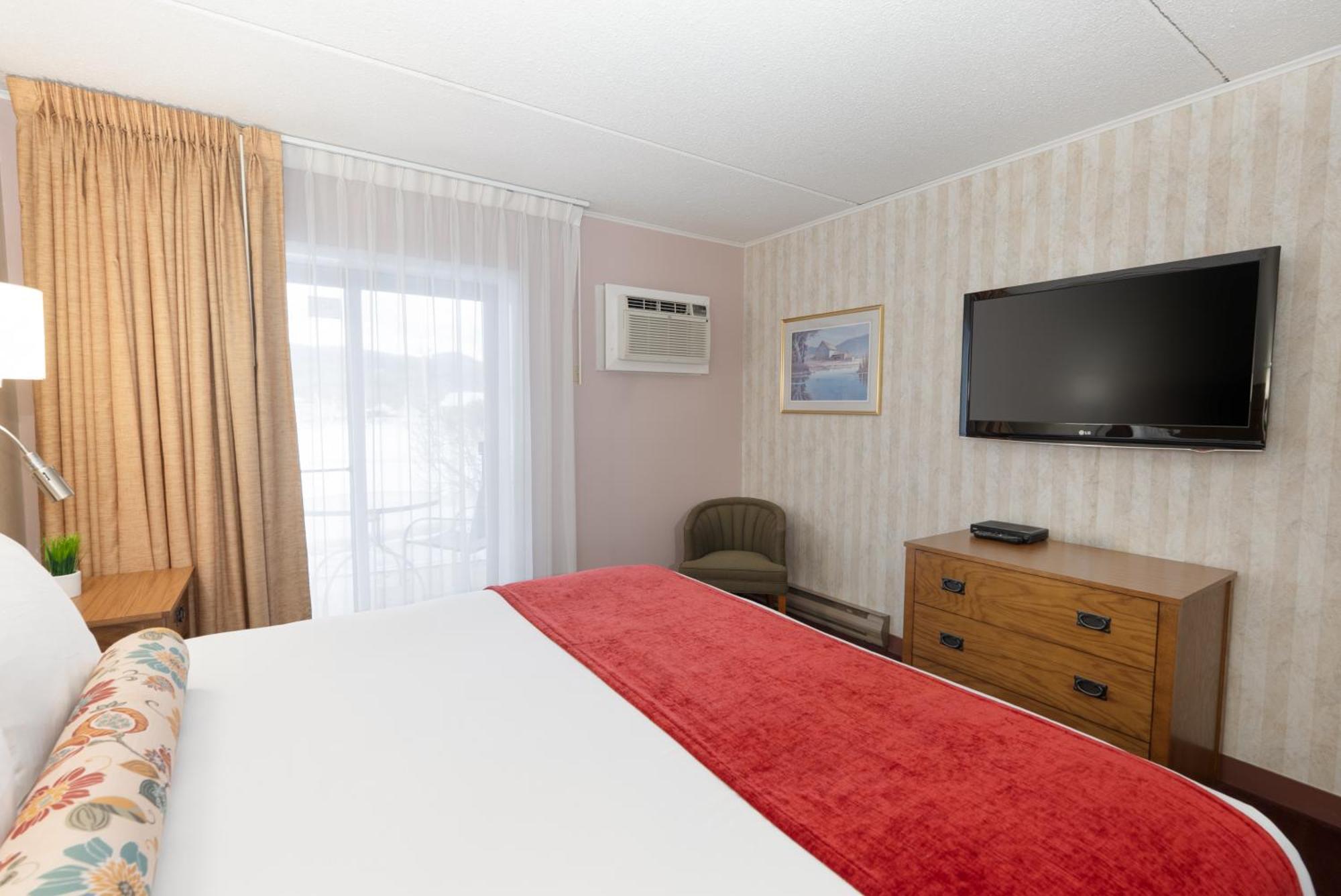 Fireside Inn & Suites Gilford Exterior foto